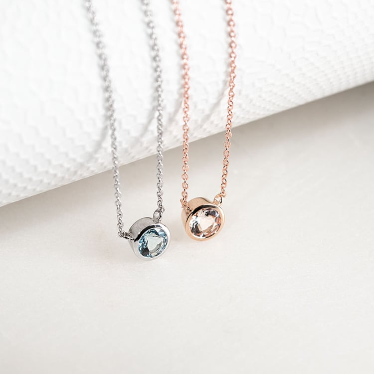 Stříbrný náhrdelník s morganitem Jonie 132071