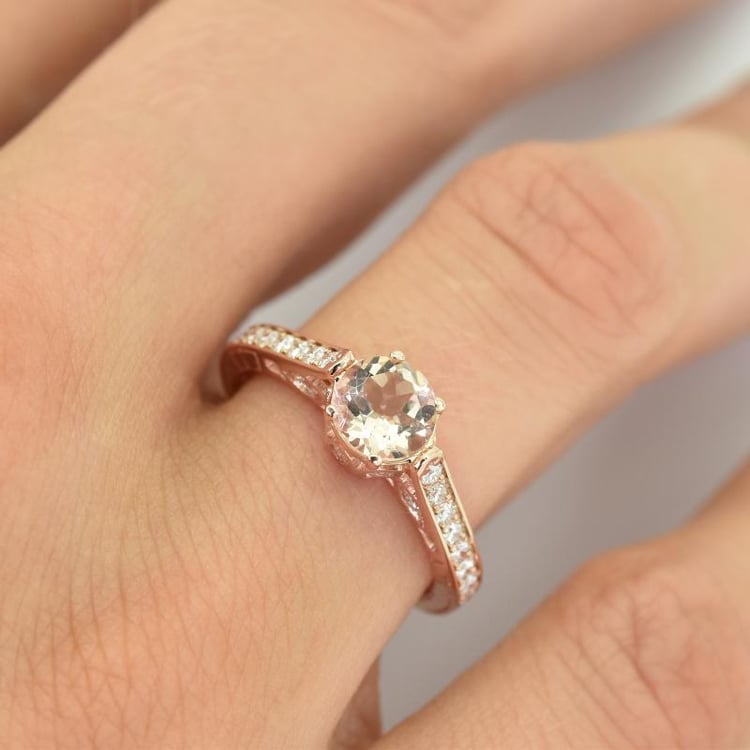 Morganitový zásnubní prsten 12213