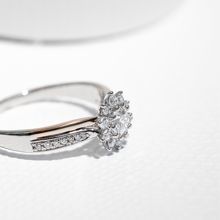 Zásnubní prsten s 0.30 ct GIA certifikovaným diamantem Evander 125383