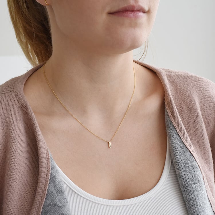 Zlatý náhrdelník s černými diamanty 92675