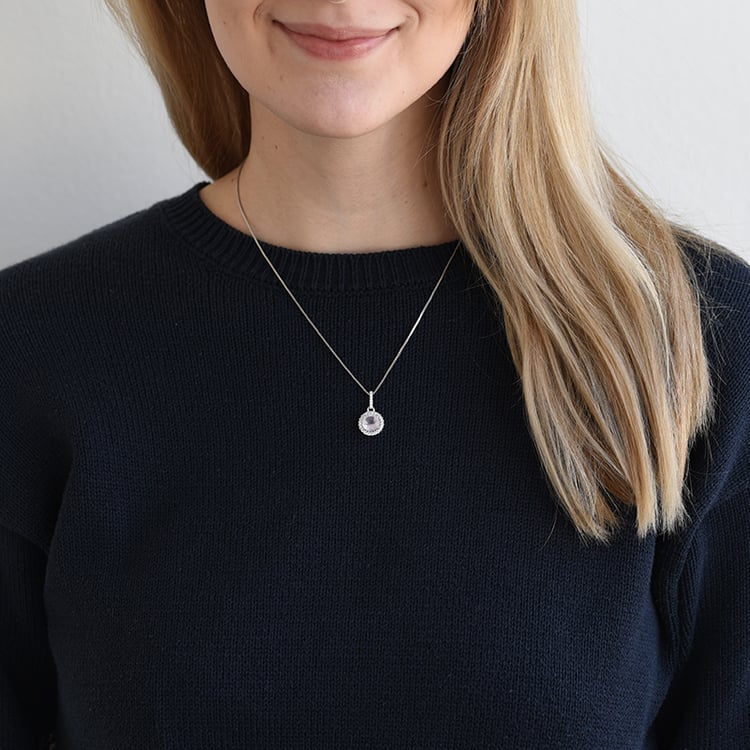 Stříbrný náhrdelník s quartzem 62212