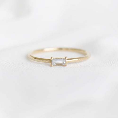 Minimalistický prsten s akvamarínem Koos
