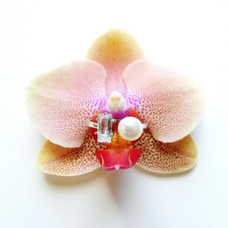 Perlový prsten se zirkonem 14560