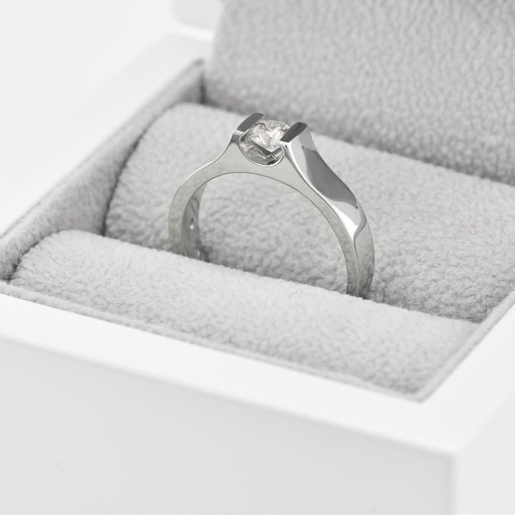 Moissanitový prsten 38149