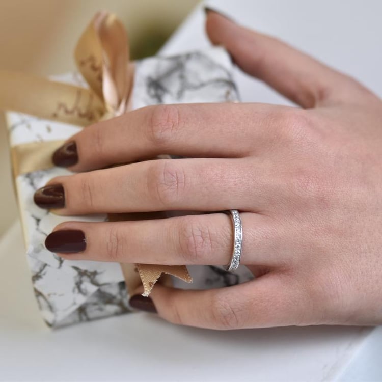 Stříbrný eternity prsten se zirkony Urian 38292