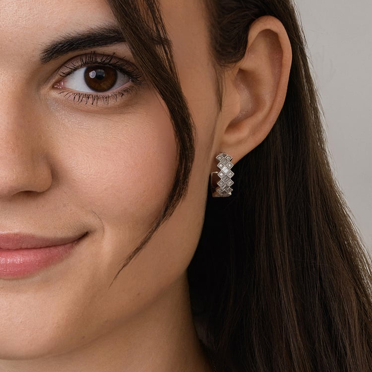 Stříbrné kruhové náušnice s lab-grown diamanty Helle 160580