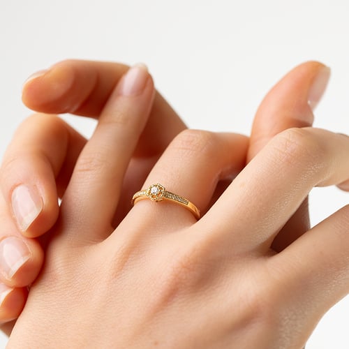 Stříbrný prsten s postranními lab-grown diamanty Plautine