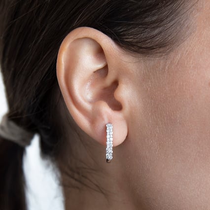 Kruhové náušnice s lab-grown diamanty Nicholls