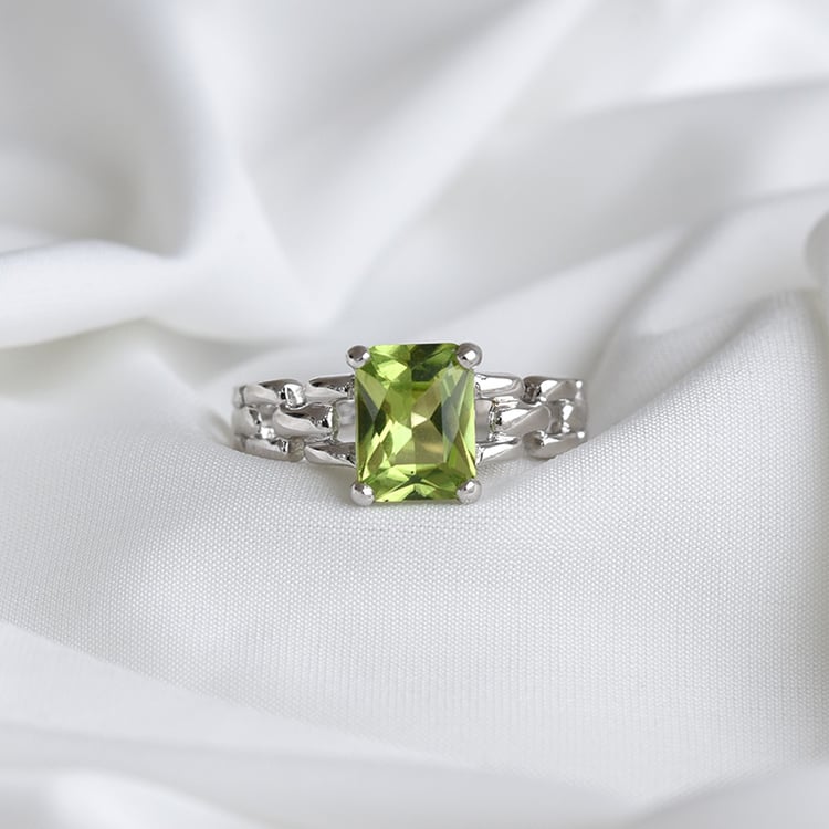 stříbrný prsten s olivínem 84704