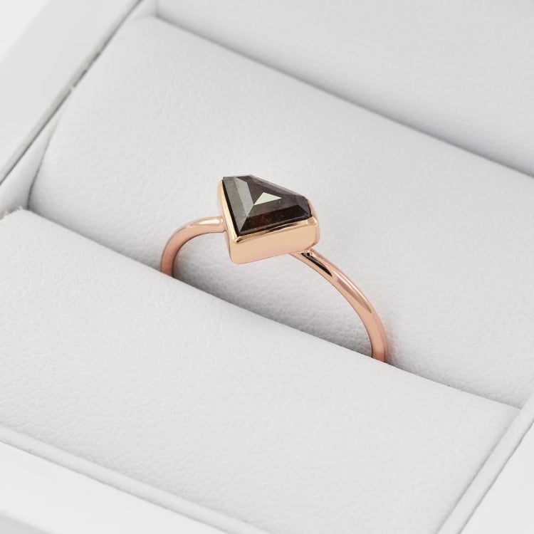 Zásnubní prsten ze zlata 34967