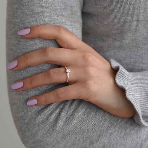 Zásnubní prsten s lab-grown diamanty Vanan