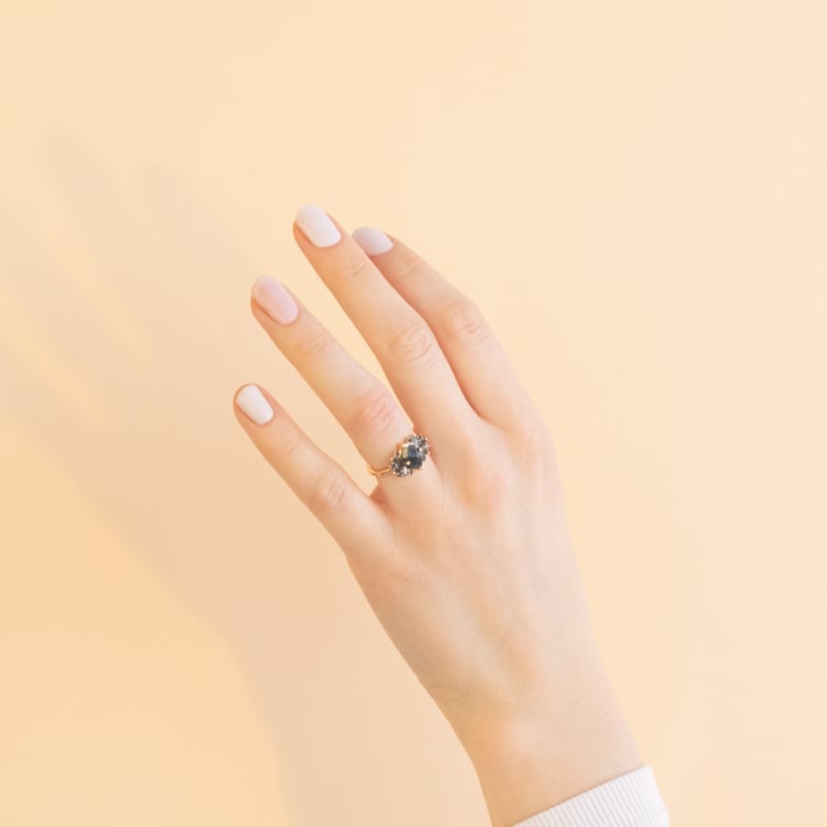 Atypický zlatý prsten se salt and pepper diamanty Kacey 100993