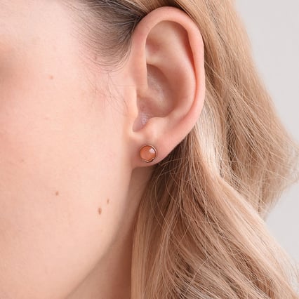 Zlaté náušnice s cabochon broskvovými měsíčními kameny Erica