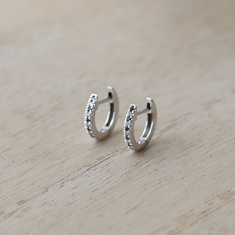 Kruhové náušnice s černými a bílými diamanty 62942