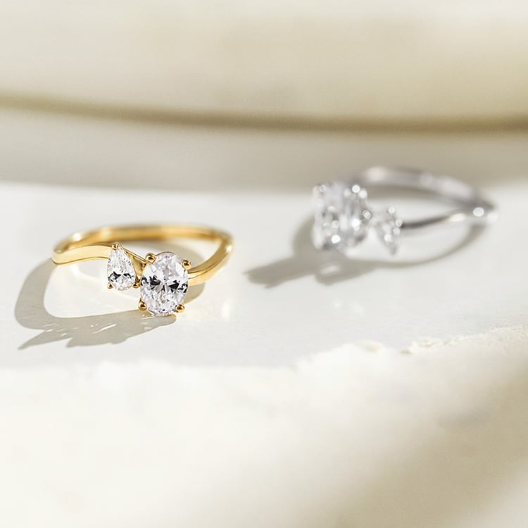 Vlnitý zásnubní prsten 154888