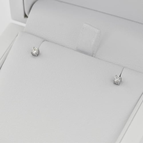 Napichovací náušnice s 0.12ct diamanty Atara