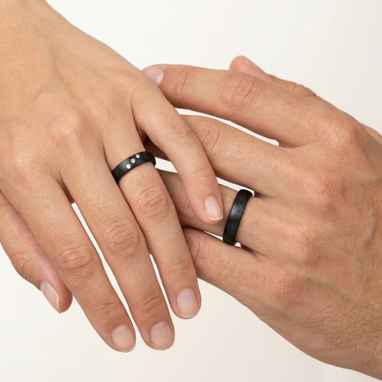 Karbonové snubní prsteny s diamantem Jennie 166657