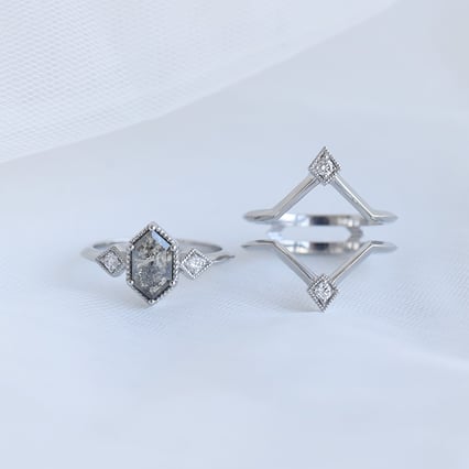 Vykrojený prsten s diamanty Danis