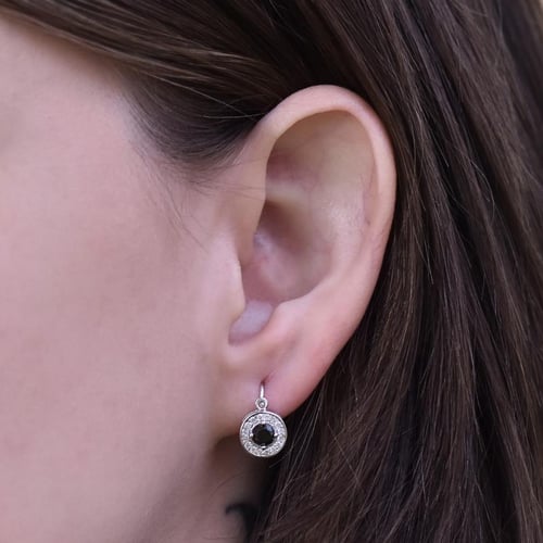 Zlaté náušnice s černými a bílými diamanty Claira