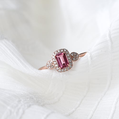 Zlatý prsten s emerald turmalínem a diamanty Marin