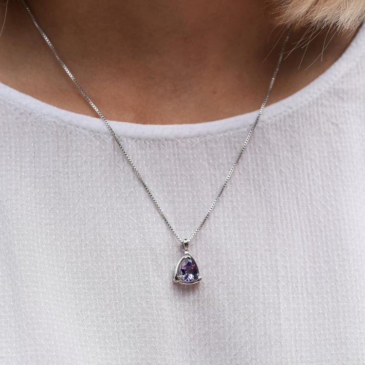 Náhrdelník ze stříbra 84193