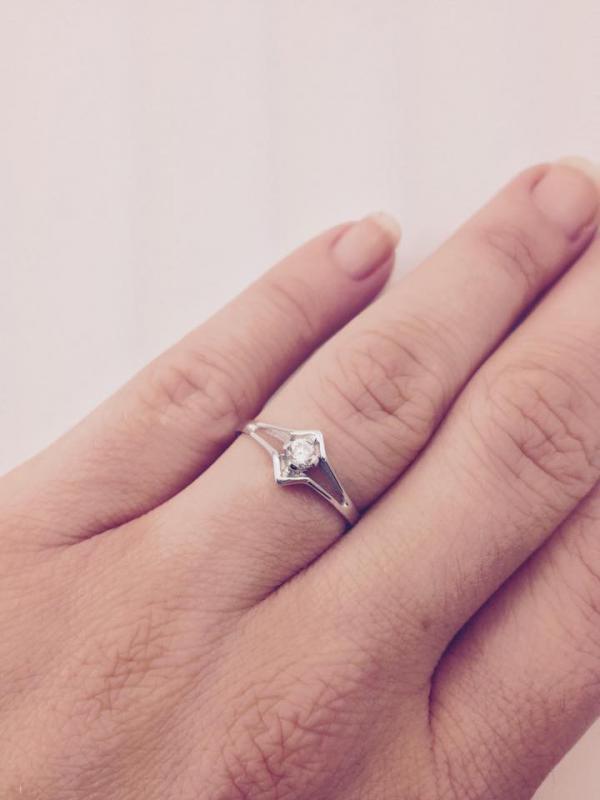 Prsten s diamantem 6541