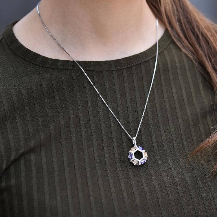 Stříbrný náhrdelník plný ametystů 43679