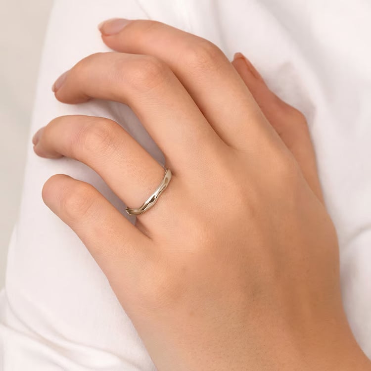 Nepravidelné snubní prsteny z oříškového zlata Parnell 165131