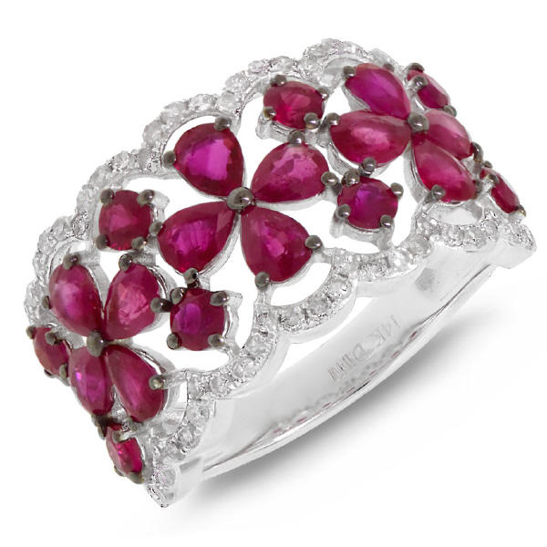  Zlatý prsten se safíry a diamanty