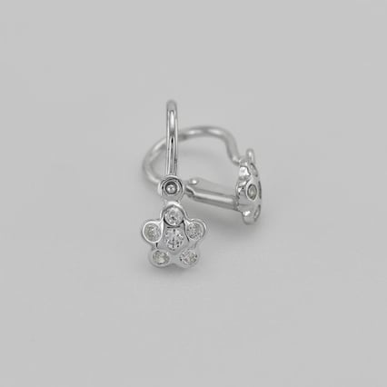 Zlaté dětské náušnice kytička s lab-grown diamanty Alexandra