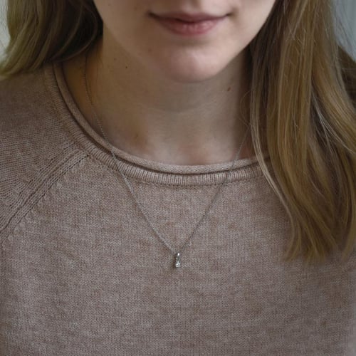 Jednoduchý diamantový přívěsek Josefine