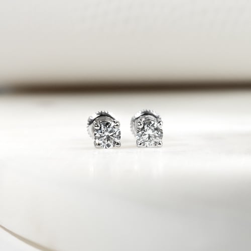 Náušnice s výběrem karátové váhy lab-grown diamantů Christi