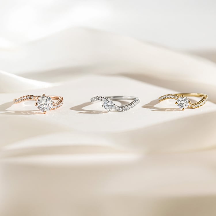 Zásnubní prsten s diamantem 155136