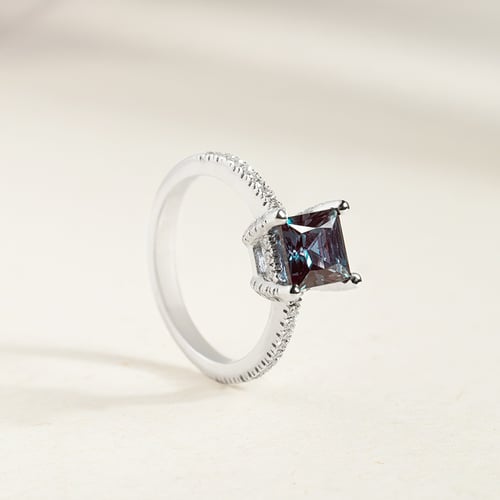 Prsten s lab-grown alexandritem a diamanty Kip