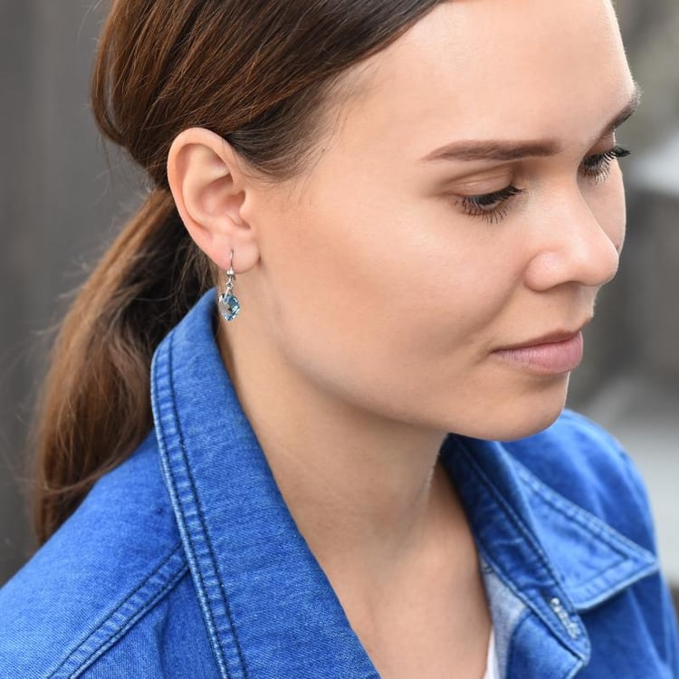 Náušnice s modrými topazy 46327