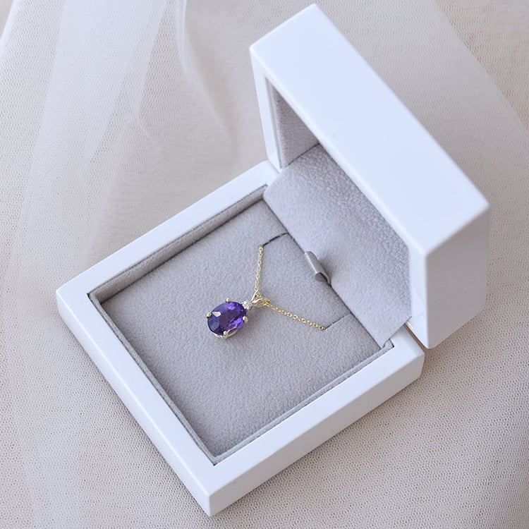 Náhrdelník s ametystem a diamantem 67652