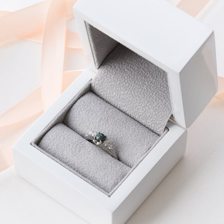 Opálový prsten ze stříbra 92835