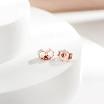 Náušnicové puzety z 18karátového růžového zlata Lora