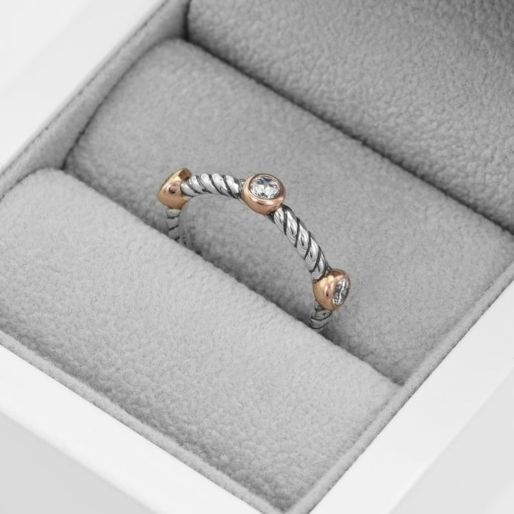 Stříbrný prsten 51808