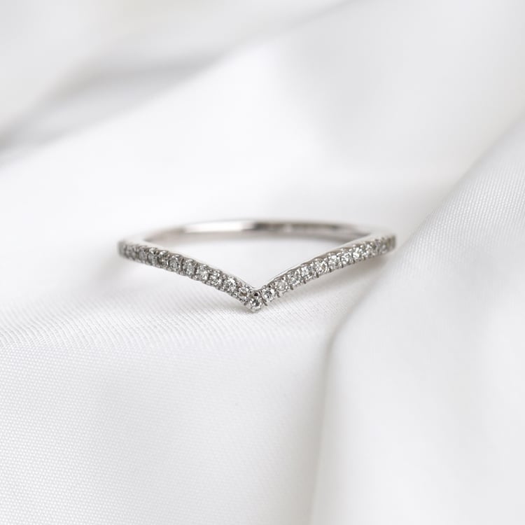 vykrojený prsten 84164