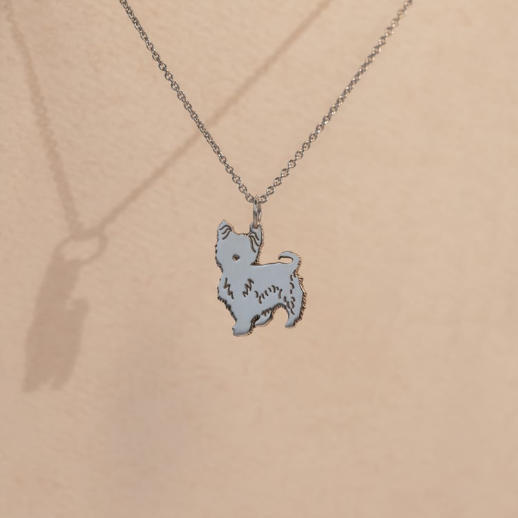 Stříbrný přívěsek ve tvaru psa s gravírem Yorkshire 98551