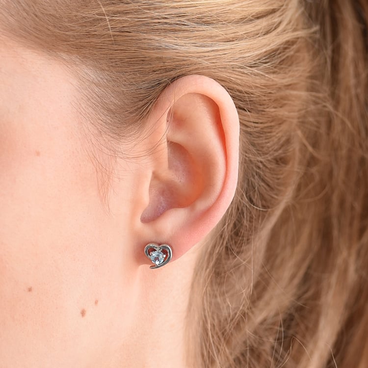 Stříbrné náušnice ve tvaru srdce s topazy 59149