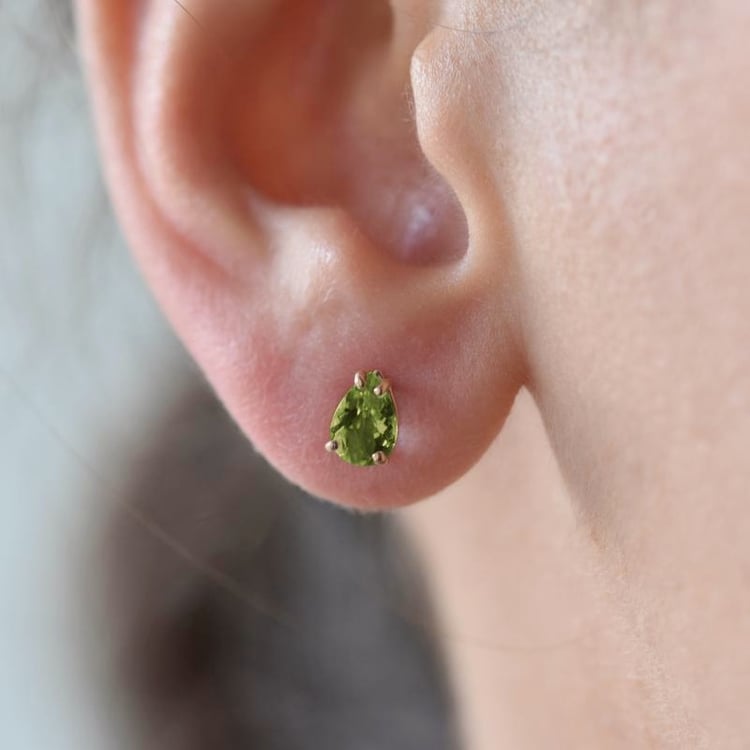 Zlatá kolekce šperků s olivínovými slzami Leura 107828