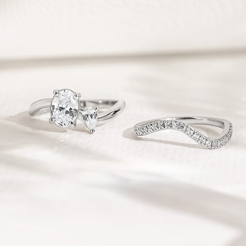 Romantický zásnubní set atypických prstýnků s diamanty Clementine