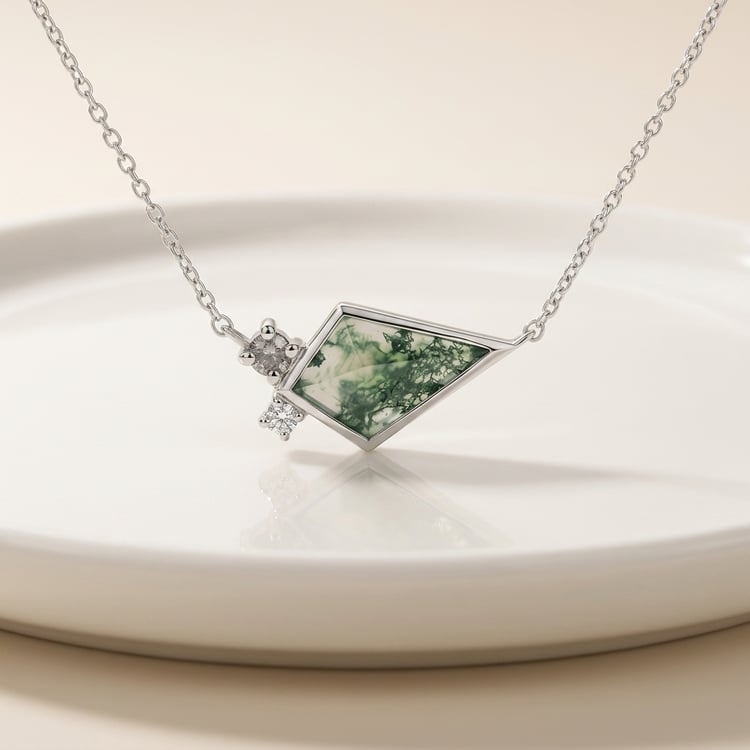 Náhrdelník s mechovým achátem, diamantem a moissanitem Milly 169713