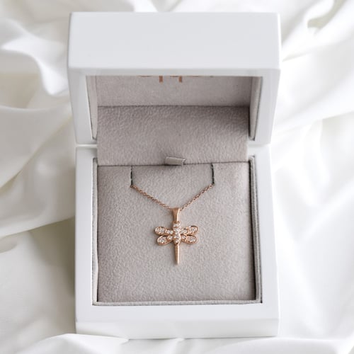 Přívěsek ve tvaru diamantové vážky Tammi