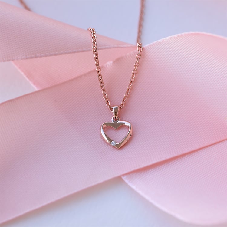 Přívěsek se srdíčkem a diamantem 74786