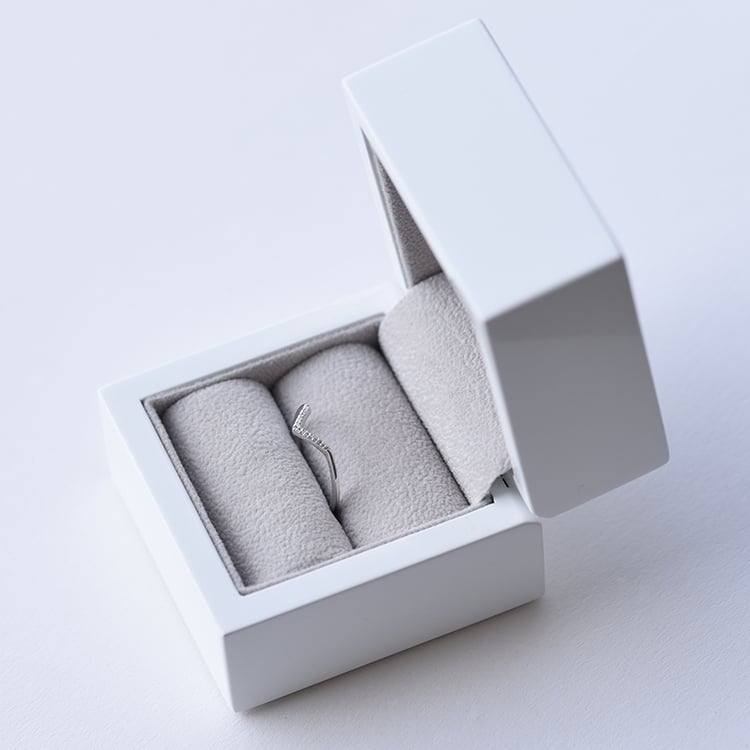 Diamantový vykrojený prsten 60983