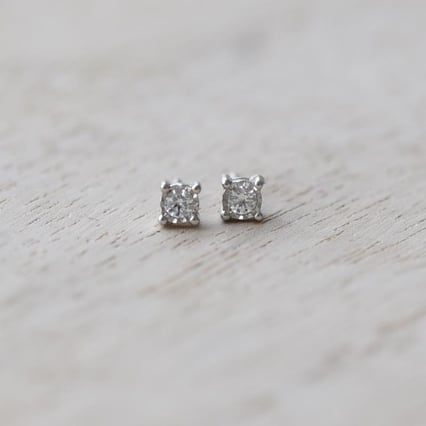 Náušnice s výběrem karátové váhy lab-grown diamantu Ammanda