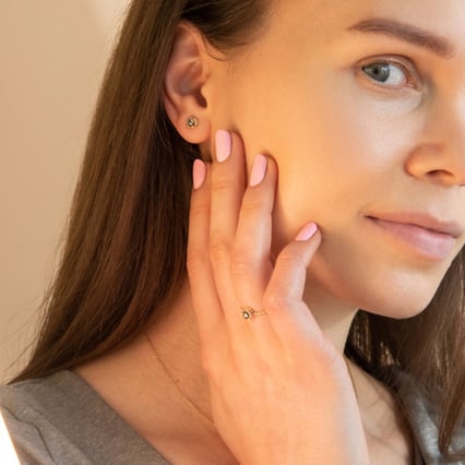 Minimalistické náušnice se salt and pepper diamanty Shyla